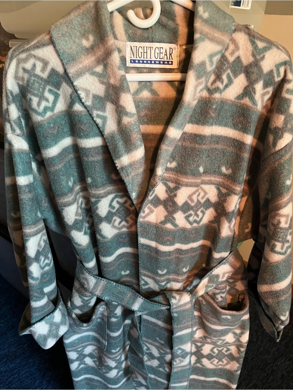 Women’s Fleece Robe in Teal & Cream Aztec Print - Picture 3 of 3